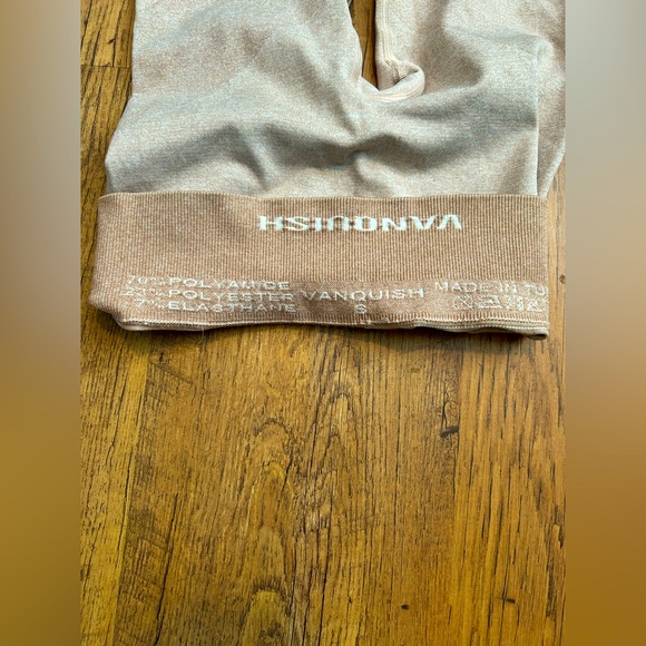 Vanquish Leggings (Small, Light Pink) - Picture 2 of 2